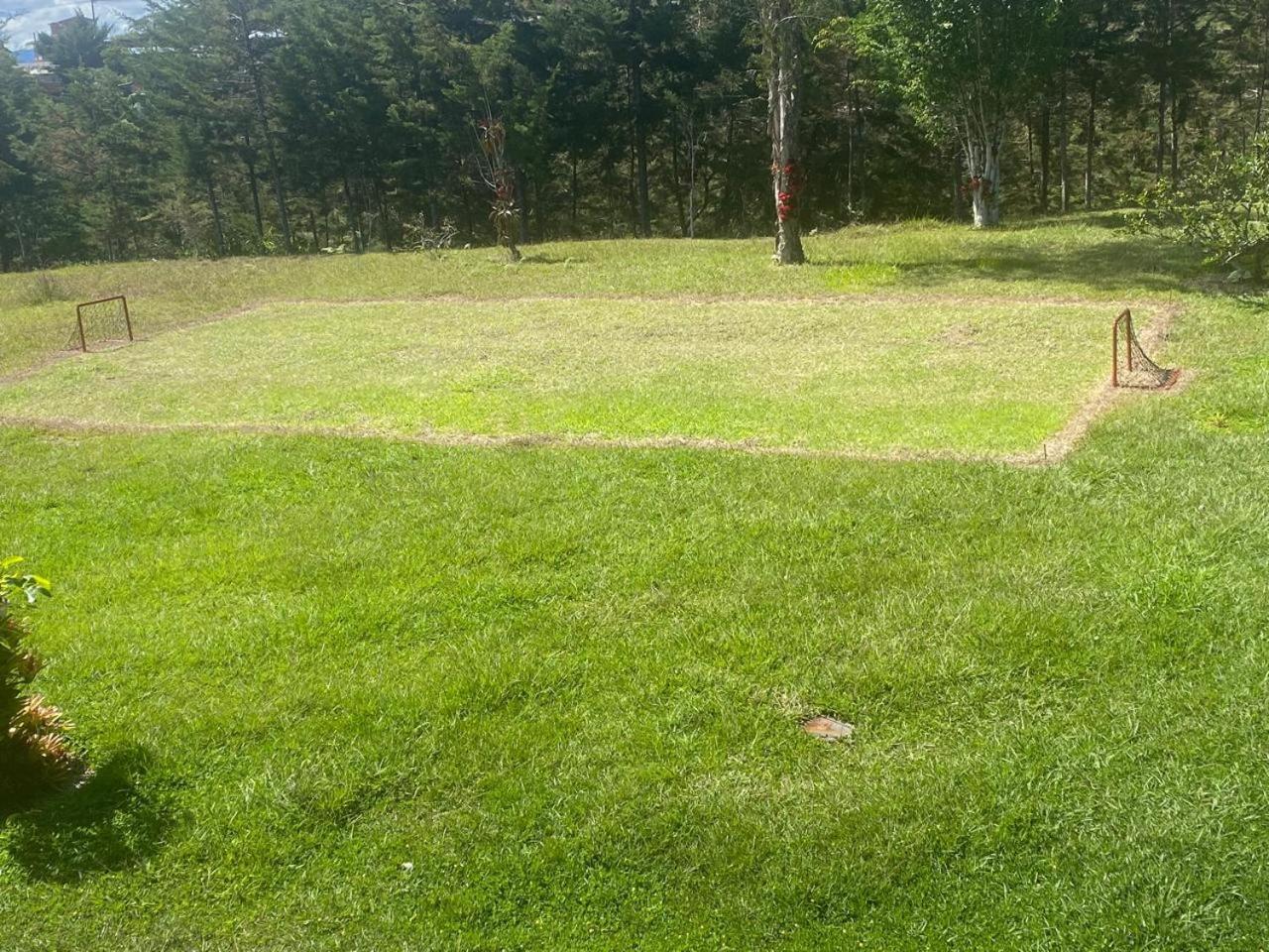 La Casa De Piedra Villa Guatapé Екстериор снимка
