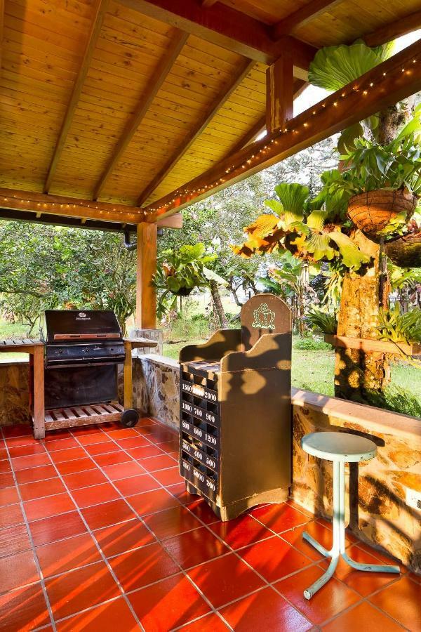 La Casa De Piedra Villa Guatapé Екстериор снимка