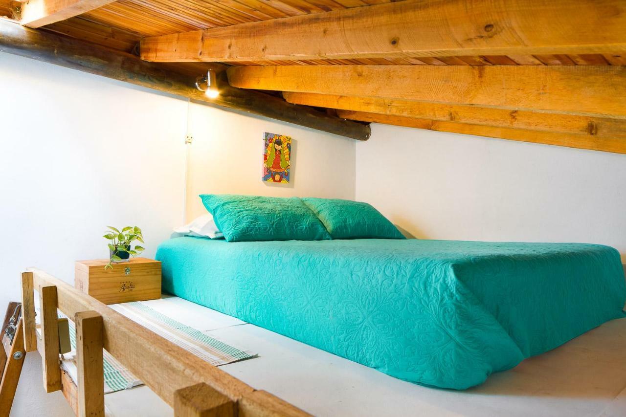 La Casa De Piedra Villa Guatapé Екстериор снимка