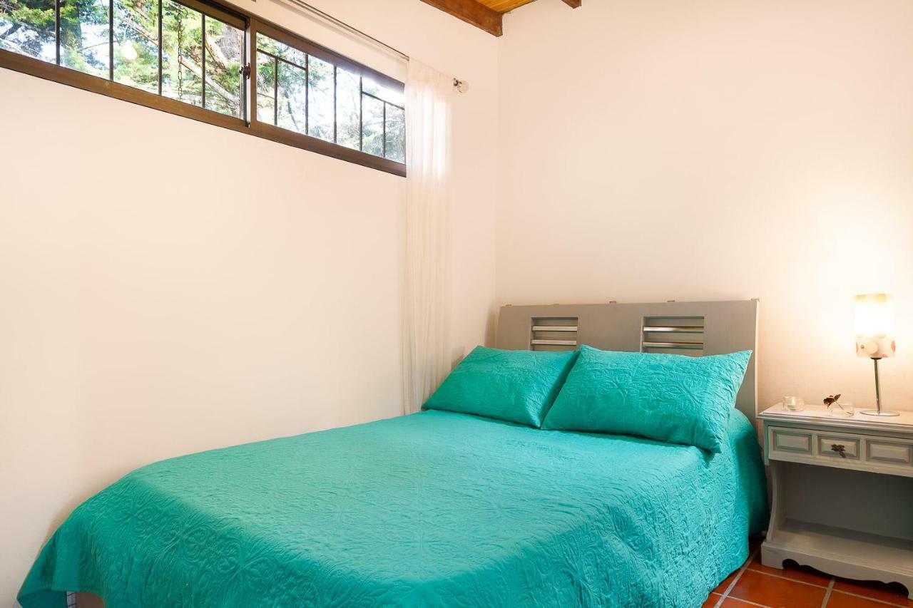 La Casa De Piedra Villa Guatapé Екстериор снимка
